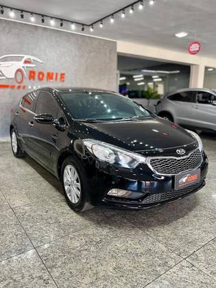 KIA CERATO 1.6 SX 16V FLEX 4P AUTOMÁTICO KIA CERATO 1.6 SX 16V FLEX 4P AUTOMÁTICO
